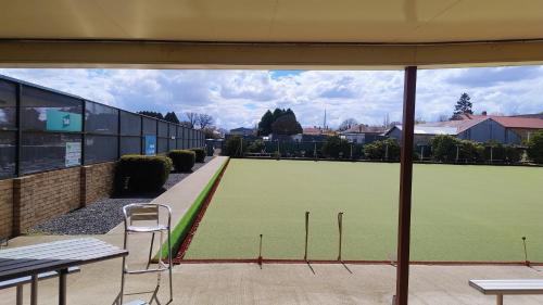 Guyra Hotel | Guyra Club Cabins