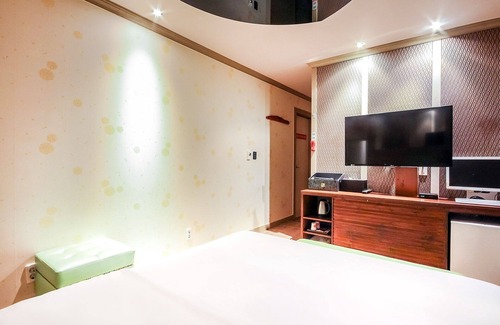 Suncheon Hotel | Gwangyang S Self Check-in Motel