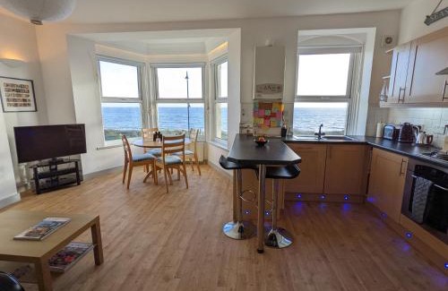 Rhyd-y-clafdy Apartment | Gwel Y Mor