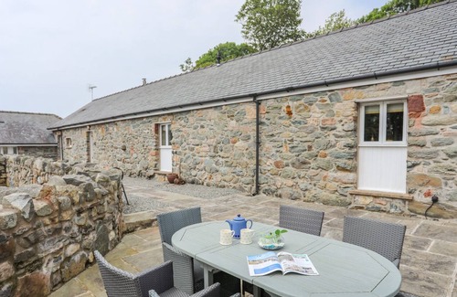 Newborough Cottage | Gwel y Rhos