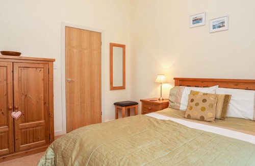 Newborough Cottage | Gwel y Rhos