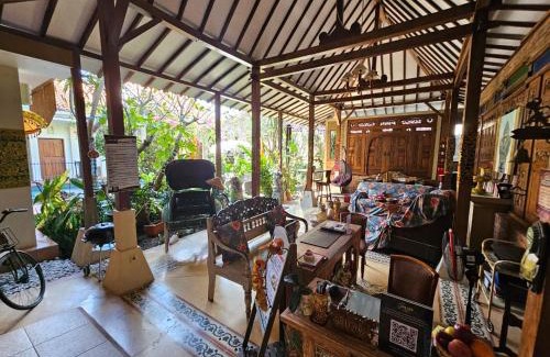 Bukit Hotel | GWK View Boutique Hotel and Residence