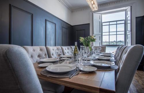 Tenby House | Gwynne House - 6 Bed Holiday Home - Tenby Harbour