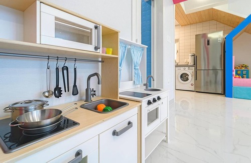 Gyeongju House | Gyeongju Cheongun28 Kids Poolvilla