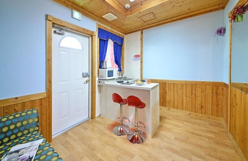 Gyeongju House | Gyeongju Euro Vill Spa Pension