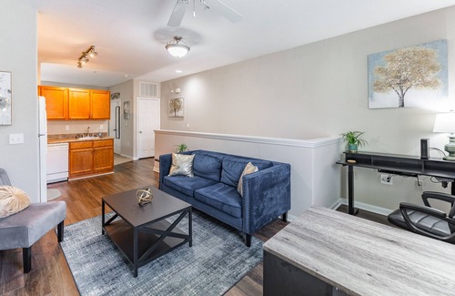 Huntsville Apartment | Gym, Fast WiFi, King Bed, Free Parking