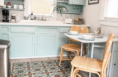 Port St. Joe Apartment | Gypsy Cottage | Scallop Season|Downtown