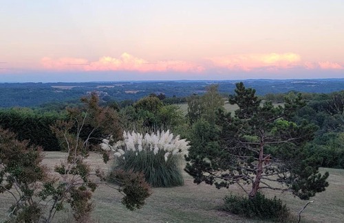 Rouffignac-Saint-Cernin-de-Reilhac House | Hébergement au calme La fontaine de Balou 2/6 pers