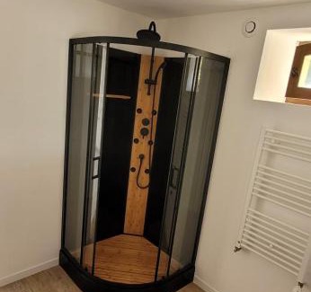 Rouffignac-Saint-Cernin-de-Reilhac House | Hébergement au calme La fontaine de Balou 2/6 pers