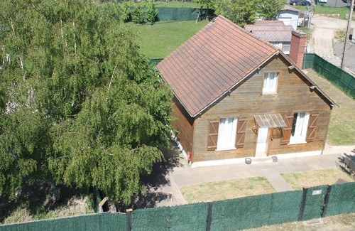 Aunay-sous-Auneau House | Hébergements le Camp d'Auneau - La Belle étoile