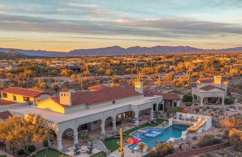 Pinnacle Peak House | HÓZHÓ Serenity Estate