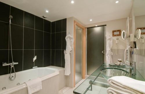 Bonne Hotel | Hôtel Baud - Teritoria