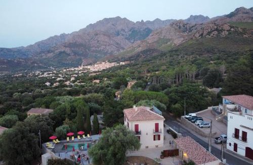 Moncale Hotel | Hôtel Casale Olmia