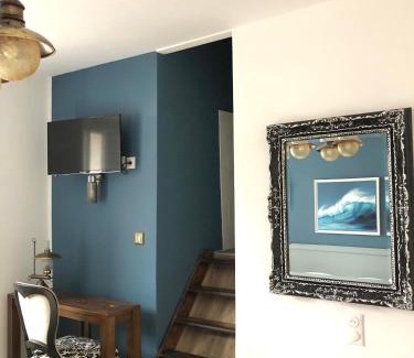 Pierrefontaine-les-Varans Hotel | Hôtel D’Artiste