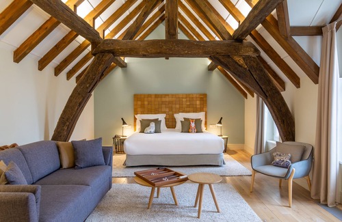 Fontainebleau Hotel | Hôtel de Cavoye