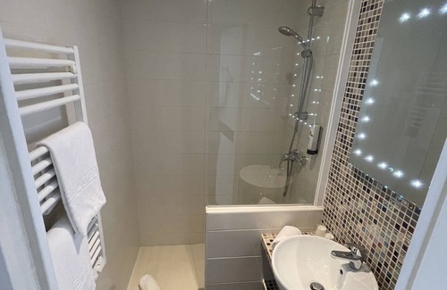 Jonzac Hotel | Hôtel de L'Ecu