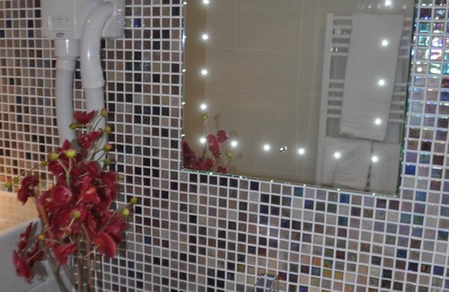 Jonzac Hotel | Hôtel de L'Ecu