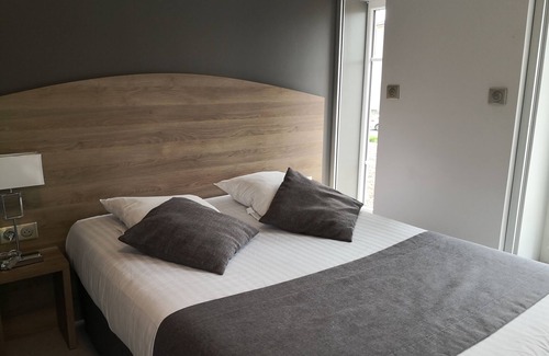 Chatillon-sur-Chalaronne Hotel | Hôtel du Commerce