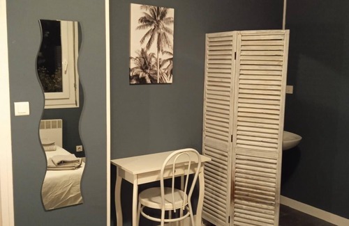 Saint-Bris-des-Bois Hotel | Hôtel du Grand Chêne