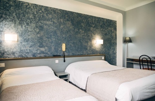 Argeles Gazost Hotel | Hôtel du Soleil Levant