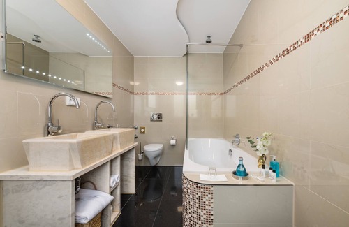 Hackenviertel Hotel | Hôtel du Train