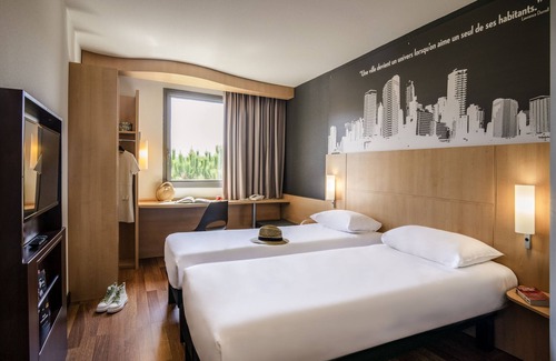 Mouans-Sartoux Hotel | Hôtel Ibis Cannes Mouans Sartoux