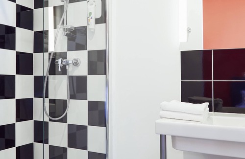 Noailles Hotel | Hôtel Ibis Styles Marseille Vieux Port