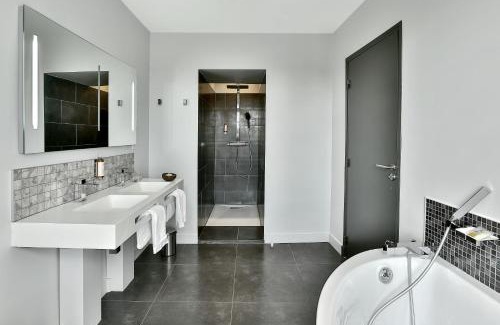 Uzerche Hotel | Hôtel Joyet de Maubec