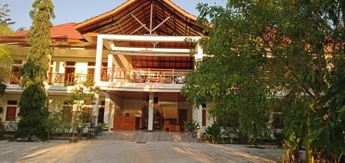 Labuan Bajo Hotel | Hôtel La Belle Etoile