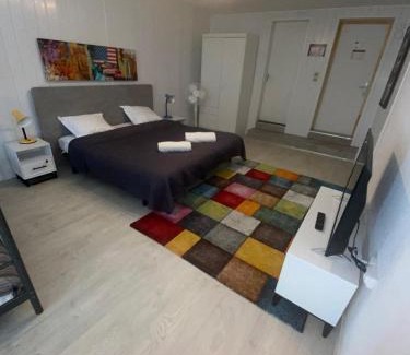 Cerizay Hotel | Hôtel Le Cerizay