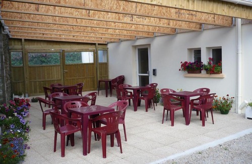 Lanhouarneau Hotel | Hôtel Le Goff