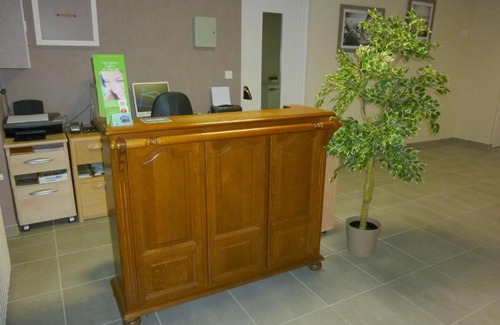 Lanhouarneau Hotel | Hôtel Le Goff