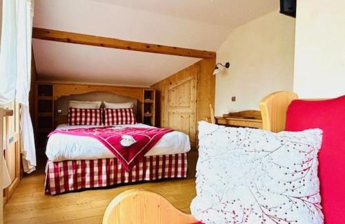 Mont-Saxonnex Hotel | Hôtel le Jalouvre