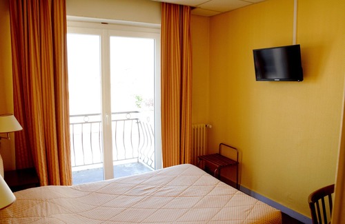 Saint-Brevin-les-Pins Hotel | Hôtel le Petit Trianon