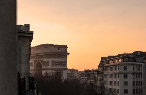 Faubourg-du-Roule Hotel | Hôtel Le Royal Monceau Raffles Paris