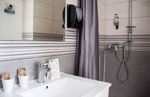 Sisteron Hotel | Hôtel Le Tivoli