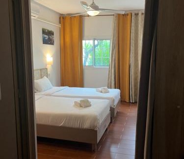 Saint-Philippe Hotel | Hôtel Les Embruns Du Baril