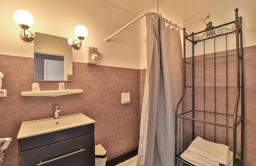 Savines-le-Lac Hotel | Hôtel Les Flots Bleus