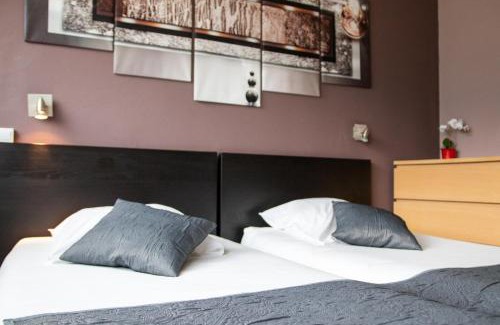 Savines-le-Lac Hotel | Hôtel Les Flots Bleus