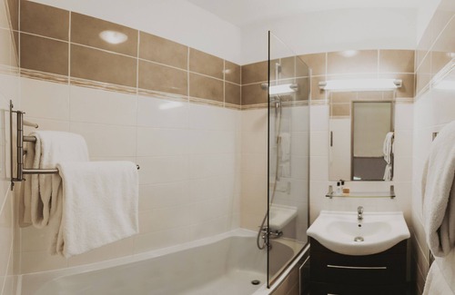 Meribel Centre Hotel | Hôtel Les Grangettes