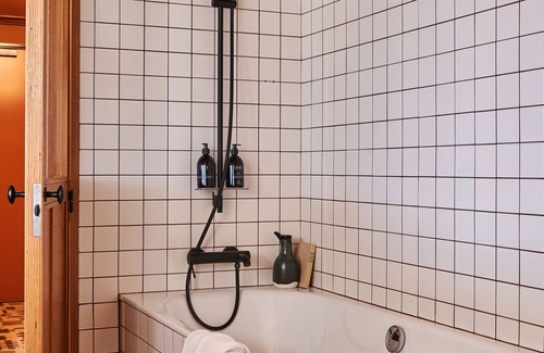 Chateau-Malo Hotel | Hôtel Oré