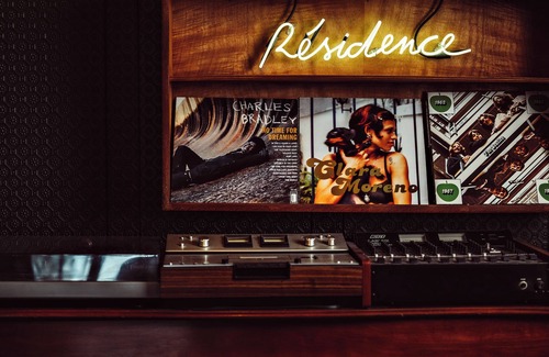 Porte-Saint-Martin Hotel | Hôtel Providence