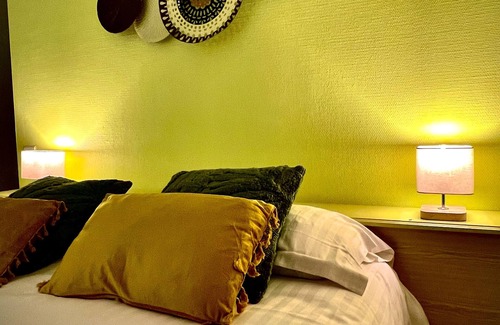 Quincie-en-Beaujolais Hotel | Hôtel Restaurant Le Mont Brouilly