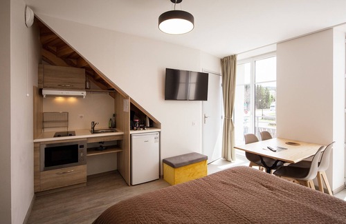 Chateauneuf-de-Randon Hotel | Hôtel Restaurant de la Poste et La Grange Détente, espace bien-être