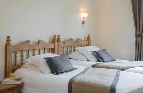 Niederbronn-les-Bains Hotel | Hôtel Restaurant Le Bristol