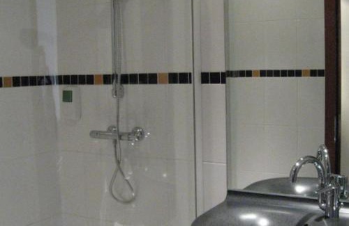 Mutzig Hotel | Hôtel Restaurant L'Ours De Mutzig