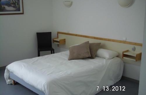 Banassac Hotel | Hôtel-Restaurant Le Calice Du Gevaudan - A75