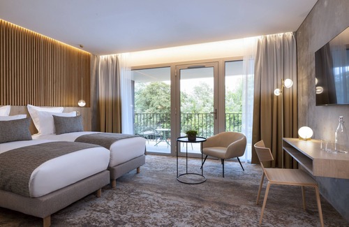 Greoux-les-Bains Hotel | Hôtel Spa Restaurant Villa Castellane