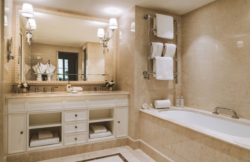 8th Arrondissement Hotel | Hôtel Splendide Royal Paris - Relais & Châteaux