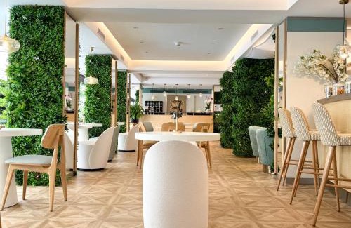 Cannes City Centre Hotel | Hôtel Victoria